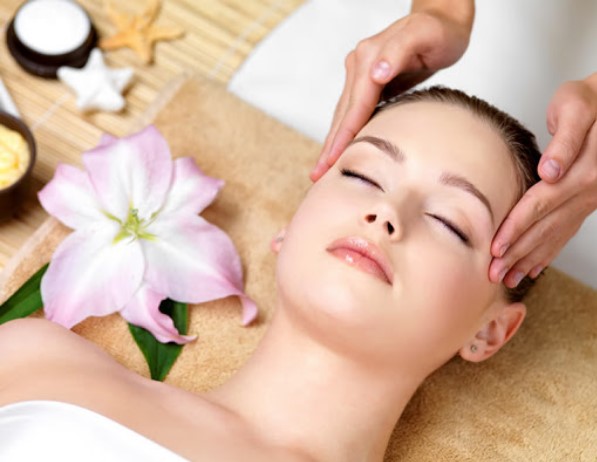ویژگی کلاس آموزش ماساژ حرفه ای
