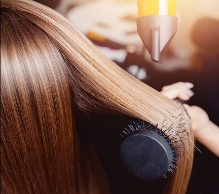 بررسی درآمد شغل آرایشگری